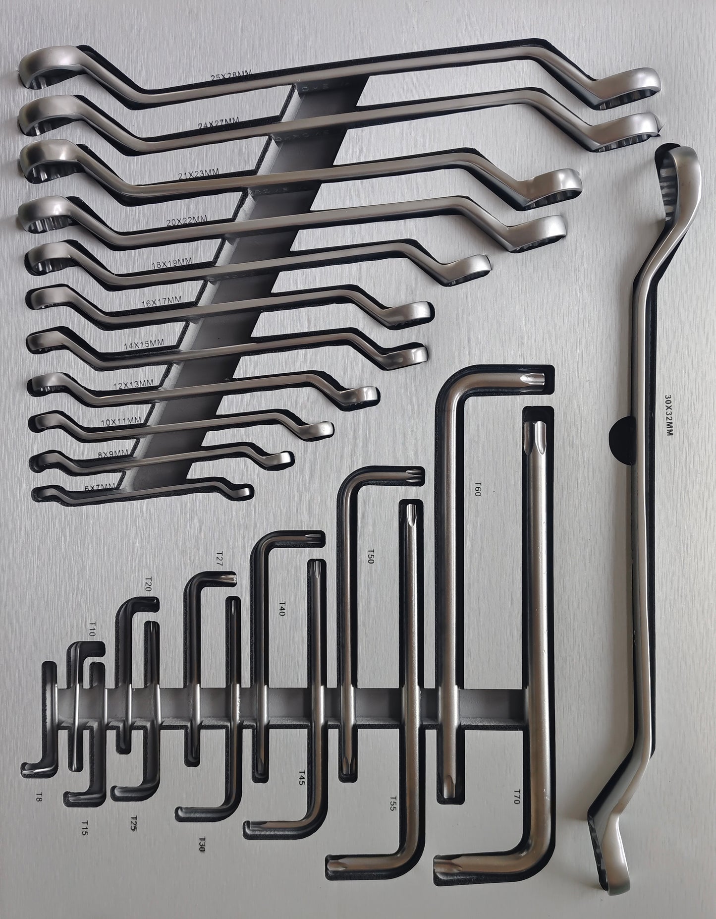 Servante d’atelier 12 tiroirs avec 319 outils – PHIXWELL | Coffre à outils professionnel