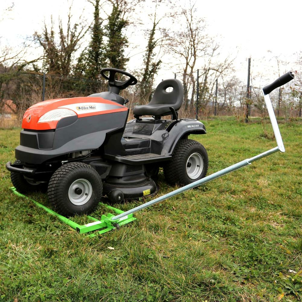 LÈVE-TRACTEUR TONDEUSE À MANIVELLE (6)