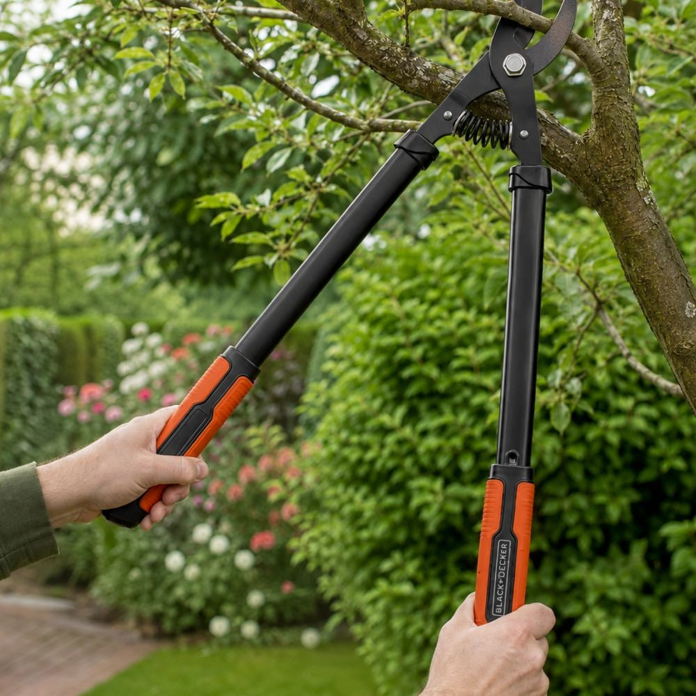 EBRANCHEUR BYPASS BLACK ET DECKER 21 POUCES (1)