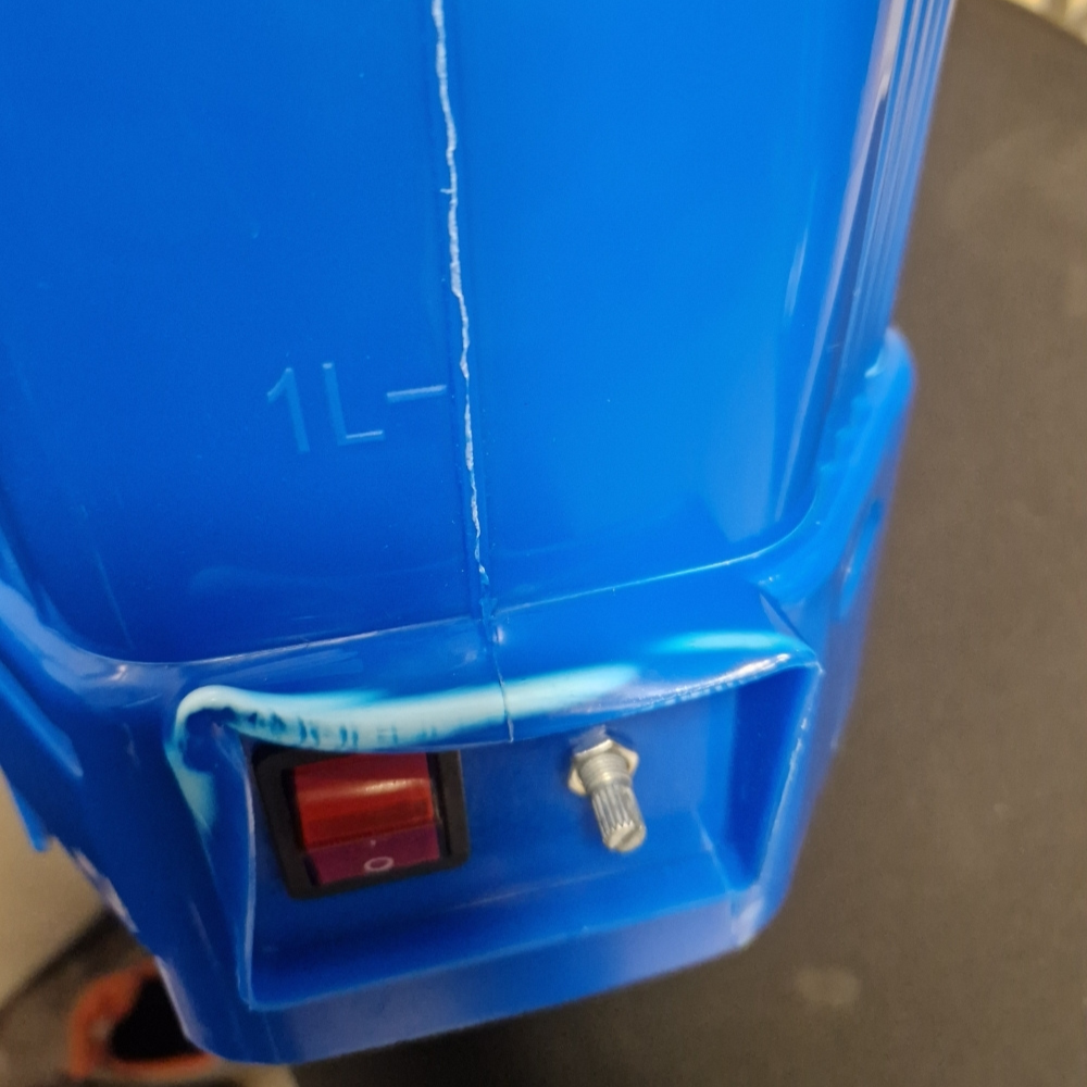 PULVÉRISATEUR À DOS ÉLECTRIQUE 16L RECONDITIONNE (9)